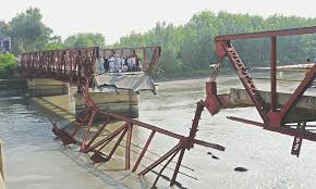 Открыть страницу «aviation bridge» на facebook. Driver Killed As Truck Plunges Into River Pakistan Dawn Com
