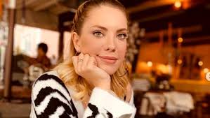 Eda Ece, Ulus'ta kirada oturduğu evi satın alıyor!