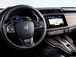 Click on badge to learn more. Honda Clarity Plug In Hybrid 2018 Pictures Information Specs