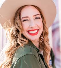 Lesley Logan: Pilates Teacher, Coach & Entrepreneur