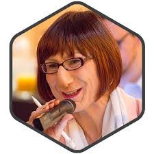 Sian Jones's Instagram, Twitter & Facebook