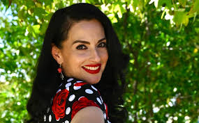 Catherine Alonso's Instagram, Twitter & Facebook