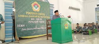 Dengan doa, diharapkan aktivitas yang dijalani akan penuh dengan keberkahan. Mui Sulbar Beri Tausiah Di Pengajian Akbar Ldii Lines