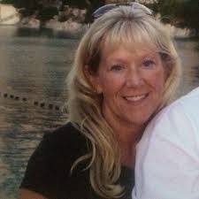 Kim Carmack's Instagram, Twitter & Facebook