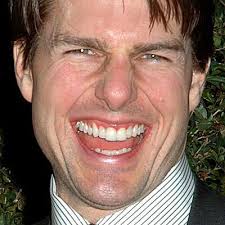 Few people remember a time when he had some horrible teeth. Giles Paley Phillips Twitterissa Tom Cruise Has Three Front Teeth Freak Http T Co Qileiijeet