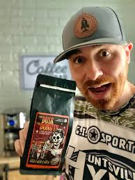 When I used to visit Woonsocket they had this coffee and donuts shop,  Aroma. Anyone know if they're still around with a different name or area?