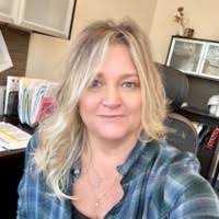 300+ "Leigh Leigh" profiles