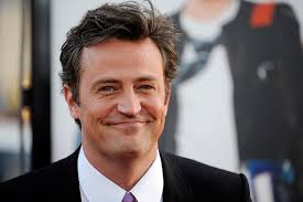 Статью перри, мэтью кэлбрейт мэттью перри matthew perry перри на 62 церемонии вручения премии эмми в 2010 году имя при рождении: Mettyu Perri Prazdnuet 45 Letie Gazeta Ru Foto