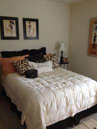 Pin By Erin Bishop On Decorating Ideas Bedroom Decor Bedroom Themes Home Decor