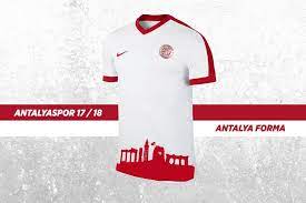 Antalyaspor toros formayla i̇lk galibiyet peşinde. Tribun Dergi Antalyaspor 2017 2018 Sezonu Formalari Facebook