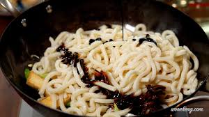 Instant noodles have become common in the pantries of families in many parts of the world. Best And Authentic Vegan Kl Hokkien Mee You Need Woonheng