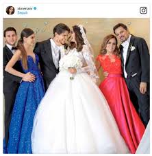 La ex miss universo mexicana, ximena navarrete y su esposo, juan carlos valladares , anunciaron que están esperando un bebé. A Un Mes De Su Boda Ximena Navarrete Comparte Un Video Inedito Del Gran Dia Boda De Ximena Navarrete Boda Tocados Boda