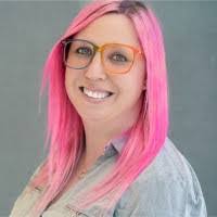 Donna Pendergraft's Instagram, Twitter & Facebook