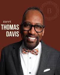 Nikki Ehrlich's Instagram, Twitter & Facebook