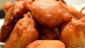 On Dit Claclo Ou Cracro Les Beignets De Banane Plantain Beignets Banane Banane Plantain Plantain