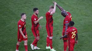 Una camiseta belga firmada por todos los jugadores y con el nombre de eriksen some things are bigger than football. Euro 2020 De Bruyne Eleito Melhor Em Campo No Finlandia Belgica Maisfutebol
