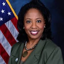 Candra Cook's Instagram, Twitter & Facebook