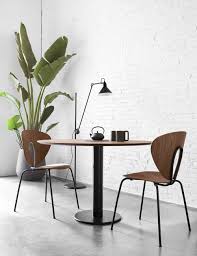 Round Table Design By Stua Design Stackable Chairs Chair