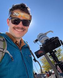 WhatsNewWithU Jake❓ Jake Nixon BS'23 (@thejakenixon) graduated from the  @universityofutah in 2023 with a degree in electrical engineering. @utahcoe  After graduating, Jake moved to Colorado Springs to embark