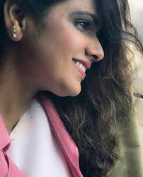 Cuteness overload in One family 👏👏 Roshni with Mom and brother 🙌🙌❤ Too  much sauce 💋💋