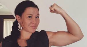 Bellator 137's Arlene Blencowe: A Sacrifice For Family and Sport