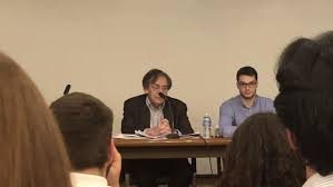 Il est, dans la tempête, un pilote de métier, tendu vers. Des Etudiants Ont Voulu Refuser L Entree De Sciences Po A Alain Finkielkraut Le Figaro Etudiant