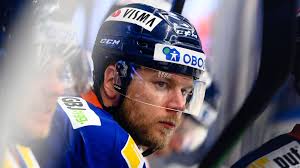 Växjö lakers har hittat en ersättare till peter andersson som för en tid sedan konstaterades långtidsskadad. Ovantade Poangkungen Har Tur Pucken Studsar Min Vag Hockeysverige Mer Av Sporten Du Lskar