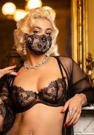 Australian model of english and italian decent. Stefania Ferrario On Twitter Staying Safe And Glamorous In This Beautiful Ditavonteese Mask