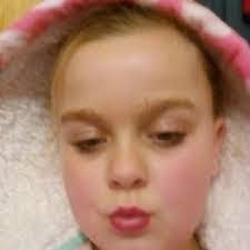 Caitlin Stott's Instagram, Twitter & Facebook