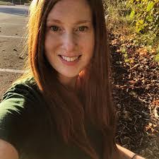 Mandy Robertson's Instagram, Twitter & Facebook