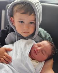 I love a family wedding 🥰 another Holt to add to the pack. Congratulations  Sam and Tracey (not seen here because I was too busy enjoying the show!)  #holtymatrimony