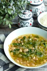 Cover and simmer until the beans are heated through, about 5 minutes. White Bean Escarole Soup Italian Food Forever