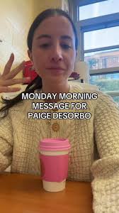 My monday morning is made. @Paige DeSorbo is this you??? @GIGGLY SQUAD  #teacher #paigedesorbo