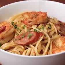 One Pot Cajun Shrimp Sausage Pasta Serving Size 4 6 Ingredients 1 Pound Linguine 3 Tablespoons Butter D Shrimp And Sausage Pasta Shrimp Sausage Shrimp Dinner