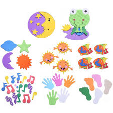 Warnai bulan dan bintang, sementara peri cantik duduk di sana. Gambar Animasi Bulan Bintang Dan Matahari