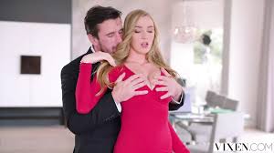 Vixen Kendra Sunderland Has Sexecutive Meeting with Her Boss: Blonde Blonde  Porn