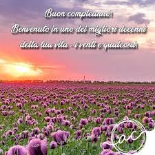 Italflora è il sito italiano per spedire fiori a domicilio in tutta italia. Tanti Auguri Per 20 Anni Dediche Speciali Per Il Compleanno