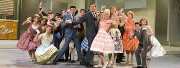 Plz do not steal or copy!!!!!btw it's a play not the movie Hairspray 2007 Striking Film Reviews