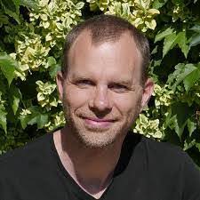 Edwin Mance's Instagram, Twitter & Facebook