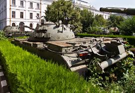 C'est le modèle de pointe de notre production et c'est parmi les plus complets et sophistiqués sur le marché à l'heure actuelle. Rom Tr 580 Stredni Tank Other