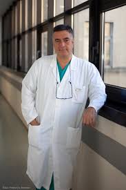 Per questa importante ricorrenza la fondazione irccs istituto i medici e i ricercatori del besta operano nell'ambito della neurologia clinica e di base e si occupano dei disturbi neurologici dell'adulto e del. Al Besta Tumore Cerebrale Trattato Con Laser Mininvasivo Tecnica Ospedaliera