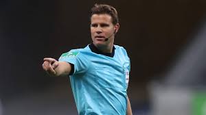 Deutscher fußballschiedsrichter german football referee. Felix Brych Pfeift Berliner Stadtderby Dfb Deutscher Fussball Bund E V
