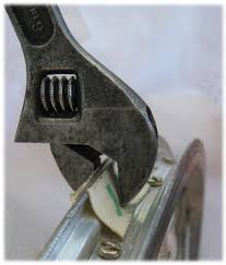 I gotta shed some nerves. On Road Bicycle Wheel Repairs