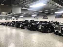 From the world's pinnacle motor car phantom to the bold attitude of black badge and beyond. Inside Floyd Mayweather Amazing Car Collection Worth Over 2m From A Rolls Royce Phantom To A Ferrari 488