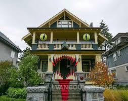 Monster House In Mount Pleasant Vancouver Monster House Monster House Halloween Spooky House