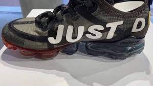 Cactus plant flea market took inspiration from nike's trademark just do it slogan for the overall makeup, which is defined by its deconstructed aesthetic. A Closer Look At The Cactus Plant Flea Market X Nike Air Vapormax 2019 The Sole Supplier