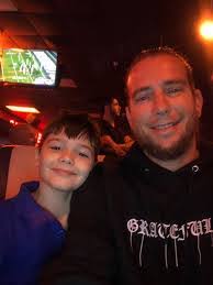 Dane Logan's Instagram, Twitter & Facebook