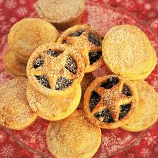 Teams of professional pastry chefs do battle in the kitchen. Sweet Shortcrust Pastry As Easy As Mince Pie Moorlands Eater