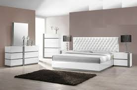 This bedroom set blends contemporary and traditional styles that make it feel familiar, yet bold. Best Master Seville 5 Pc Seville Collection Modern Style Queen Bedroom Set With White Lacquer Bedroom Furniture Design Bedroom Sets Queen Modern White Bedroom