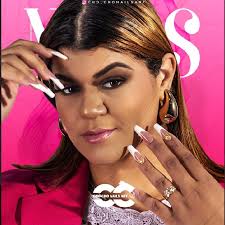 Arnanyi Nails y Chochonailsart